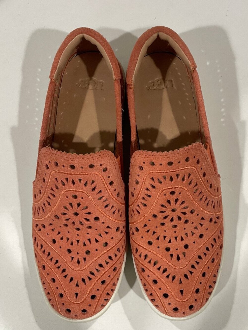 Womens Sz 7 UGG Cas Perf Coral Slip-On Sneakers Boat Shoes Suede Upper Eyelet B